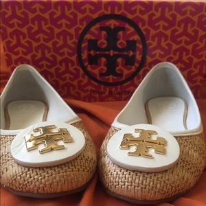 Tory Burch Reva Raffia Flats Sz. 7