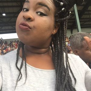 Meet your Posher, Yasmine