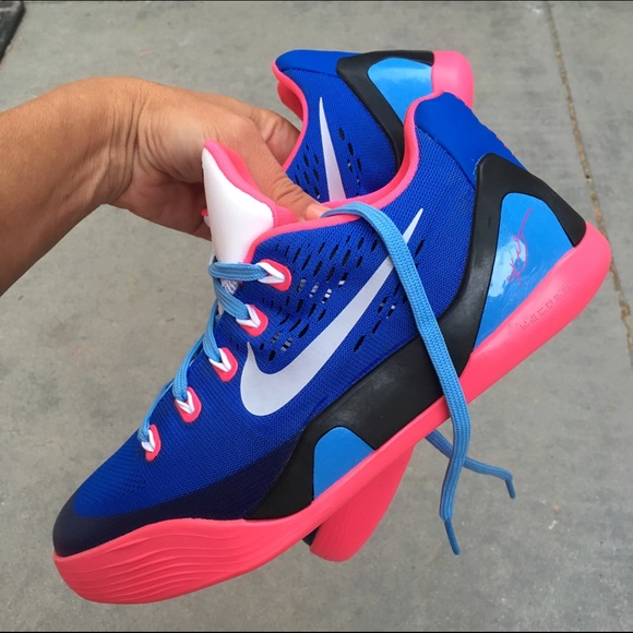 NWOB KOBE IX 💕👟 size 5.5 youth APPROX SZ 7 women - Picture 4 of 4