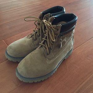 PacSun Timberland Inspired Boots
