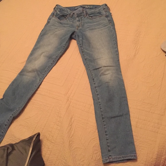 American Eagle skinny jeans