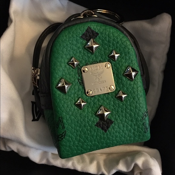MCM Original keychain backpack - Picture 1 of 4