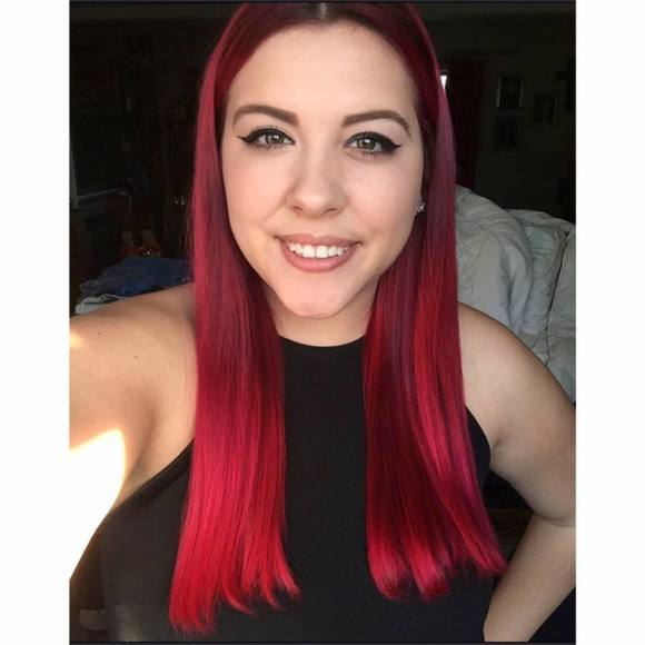 Meet your Posher, Sabrina - Picture 1 of 1