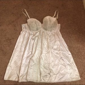White bridal neglige