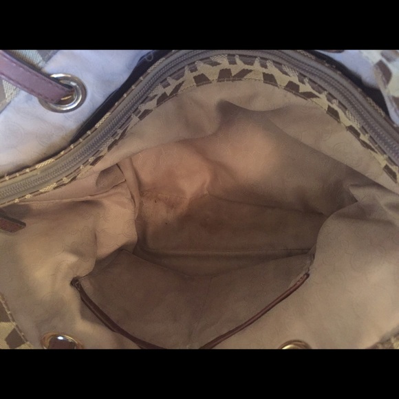 additional photos. - Picture 3 of 4