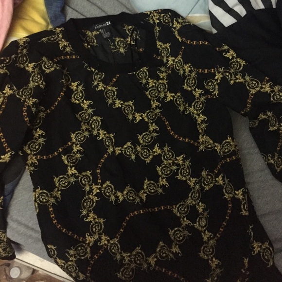 long-sleeved shirt