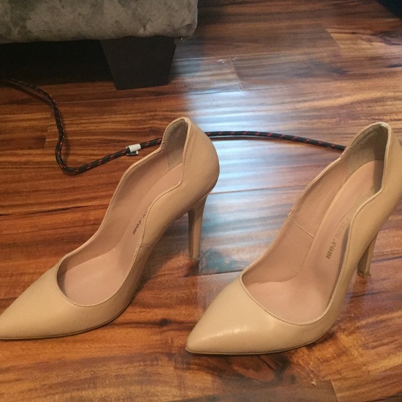 Shoes - Picture 3 of 3