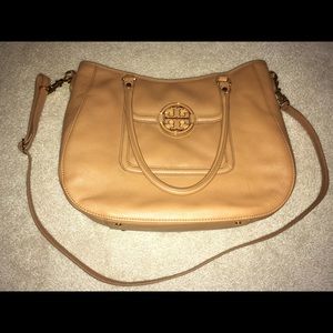 Tory Burch Amanda Hobo Bag