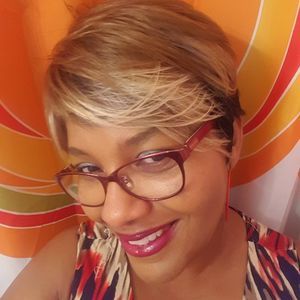 Meet your Posher, Sonya