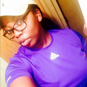 Meet your Posher, Jade