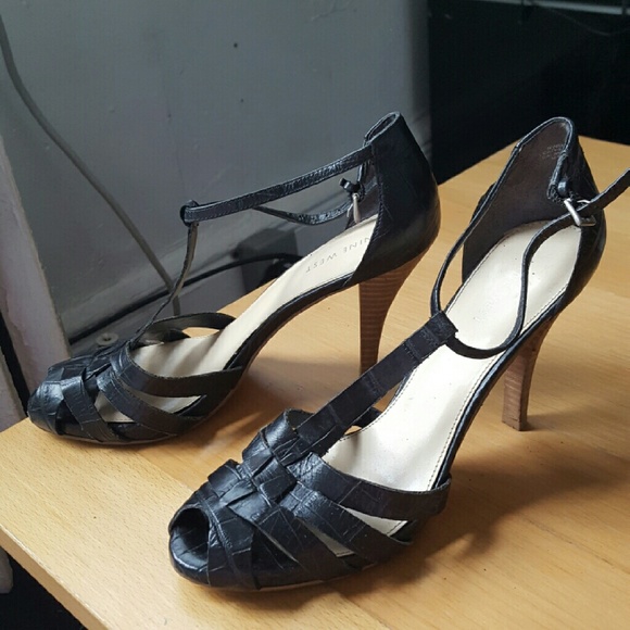 Nine West black heels - Picture 1 of 3