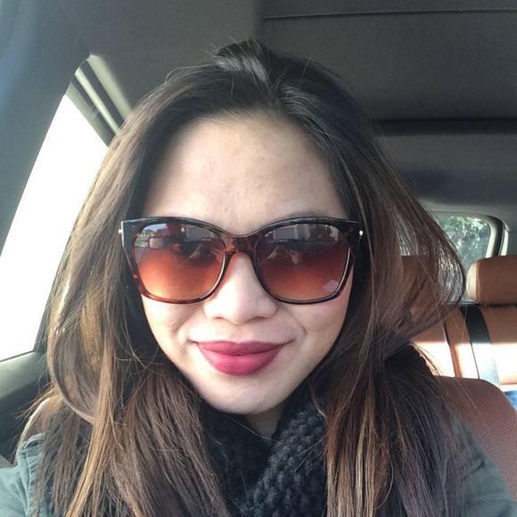 Meet your Posher, Jhulie