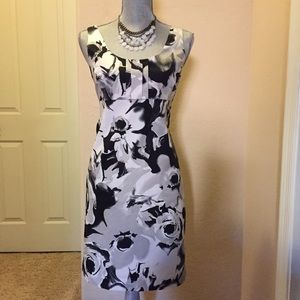 🌹 Gorgeous Floral Dress