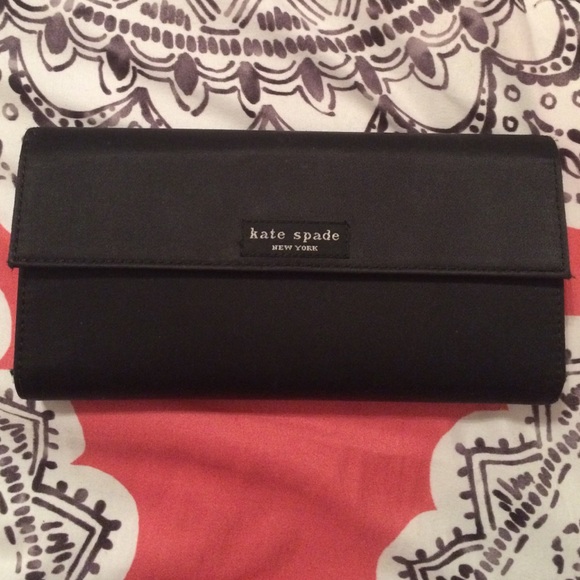 Kate Spade wallet