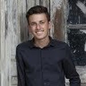 Meet your Posher, Luke