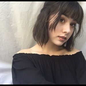 Meet your Posher, Chloe