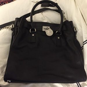 Black Michael kors bag