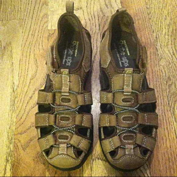 Shape-Ups Trim Step Walking Sandal 11805