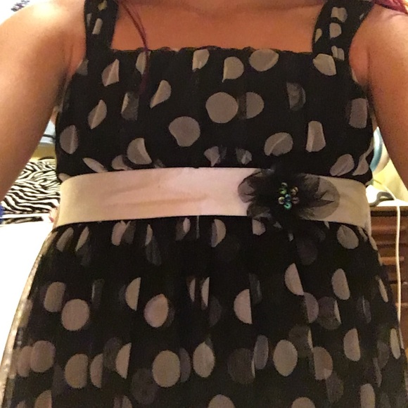 Polkadot black and white dress - Picture 4 of 4