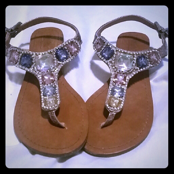 Gorgeous detailed colorful crystal sandals