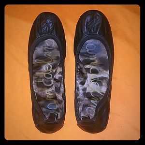 Sam Edelman black flats