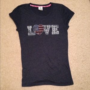 PINK Victoria's Secret L "LOVE"🇺🇸 shirt.
