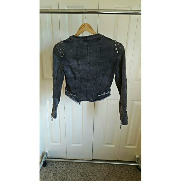 Motorcycle Cropped Jacket - Picture 2 of 4