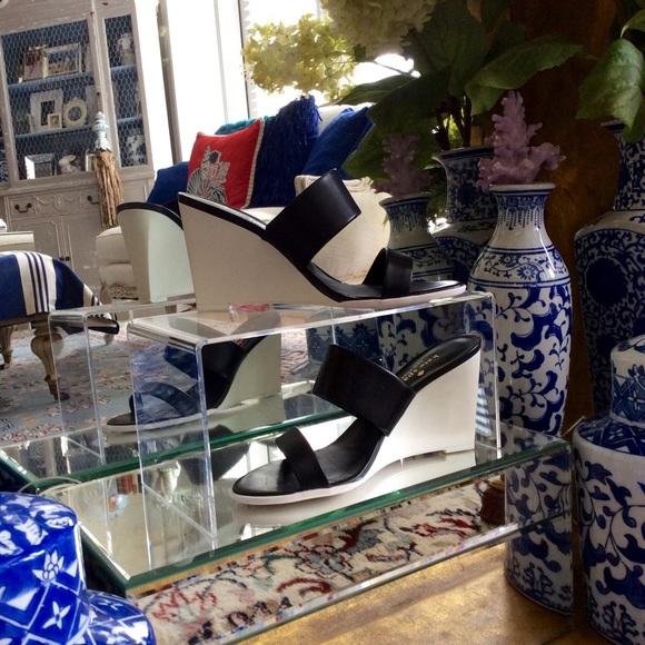 Kate Spade must have summer wedges.