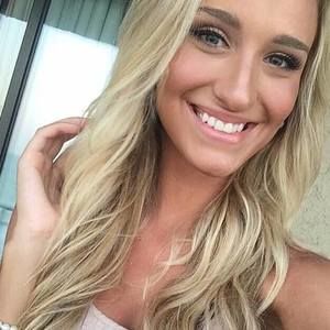 Meet your Posher, Alexandra