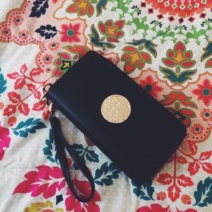 Black & gold M3 wallet