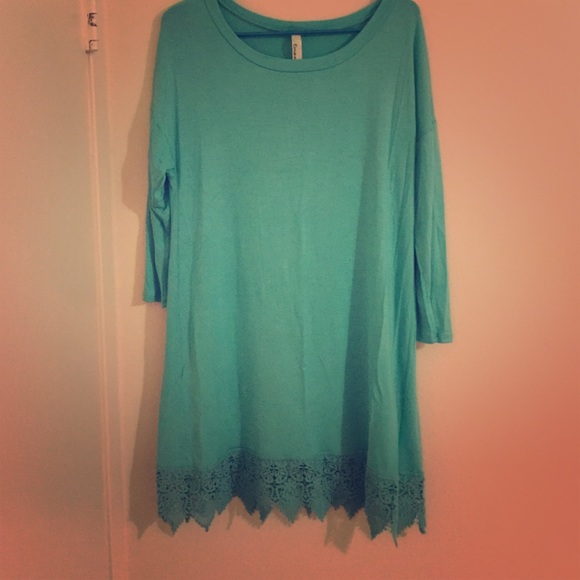 Boutique mint turquoise crochet tunic (medium)