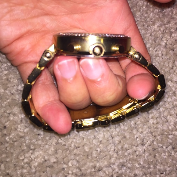 Michael Kors watch - Picture 3 of 4