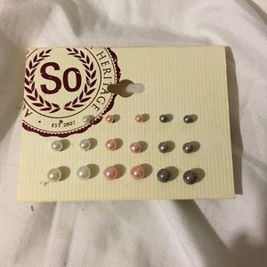 Different size pearls