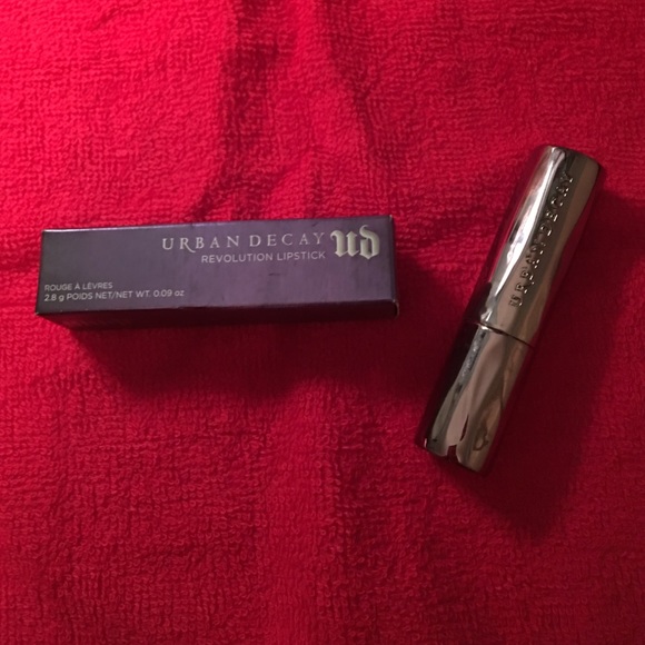 Urban Decay Revolution Lipstick