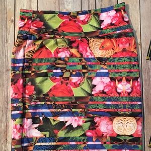 LuLaRoe Cassie skirt