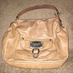 Michael Kors Leather bag (can do 50 on Ⓜ️ercari)
