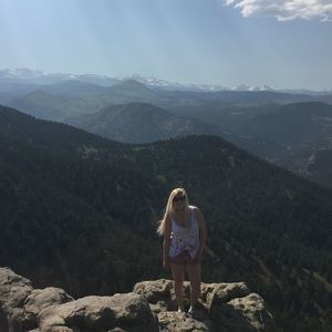 Meet your Posher, Alena