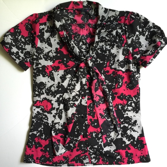Banana Republic short sleeve blouse FIRM❣