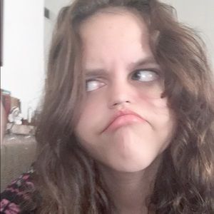 Meet your Posher, Annie