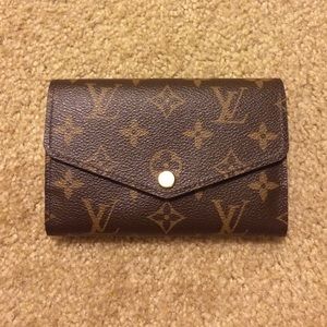 Louis Vuitton Sarah Compact Wallet