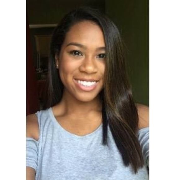 Meet your Posher, Noelle
