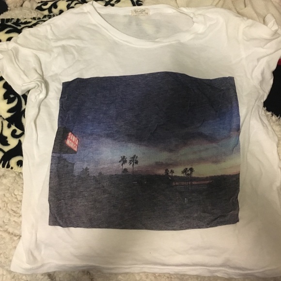 CLOSET CLOSING Santa Monica tee