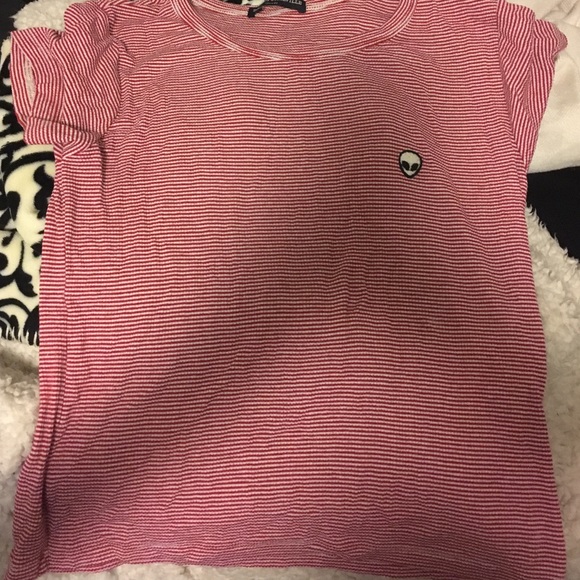 CLOSET CLOSING Mason Striped alien tee