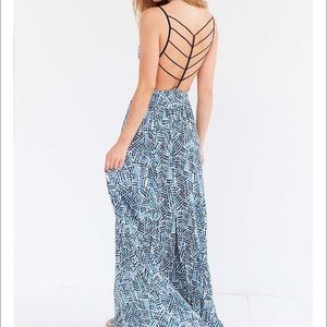 Silence + noise URBAN OUTFITTERS Maxi *NEW still*