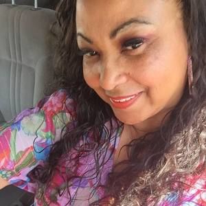 Meet your Posher, Valerie