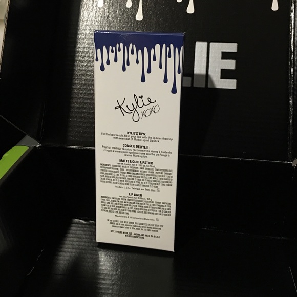 Kylie Cosmetics Freedom Lipkit - Picture 4 of 4