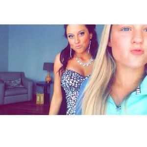 Meet your Posher, Ellie