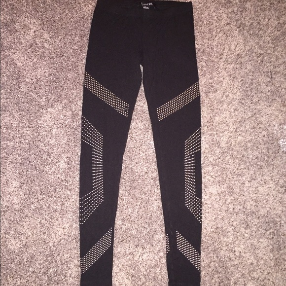 yoga pants