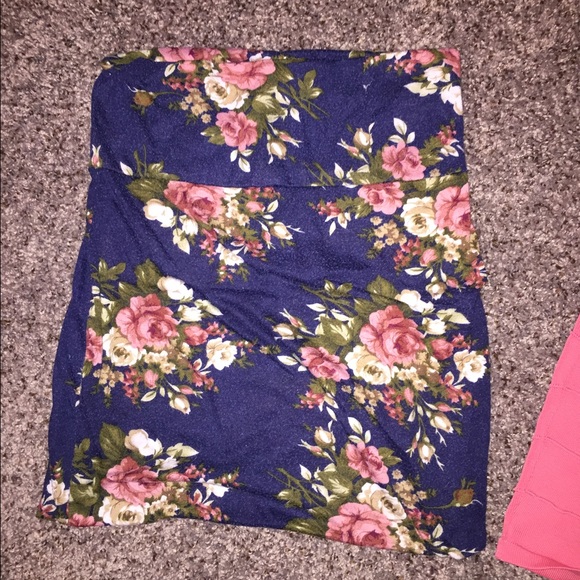 mini skirt