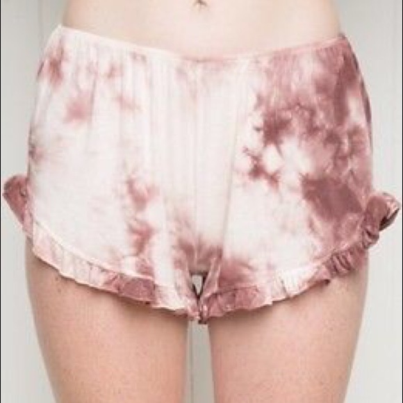ISO 💖 BRANDY MELVILLE PINK TIE DYE VODI SHORTS